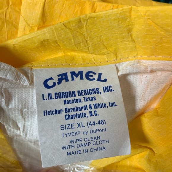 New: Vintage Camel Cigarettes Windbreakers - Picture 3 of 4
